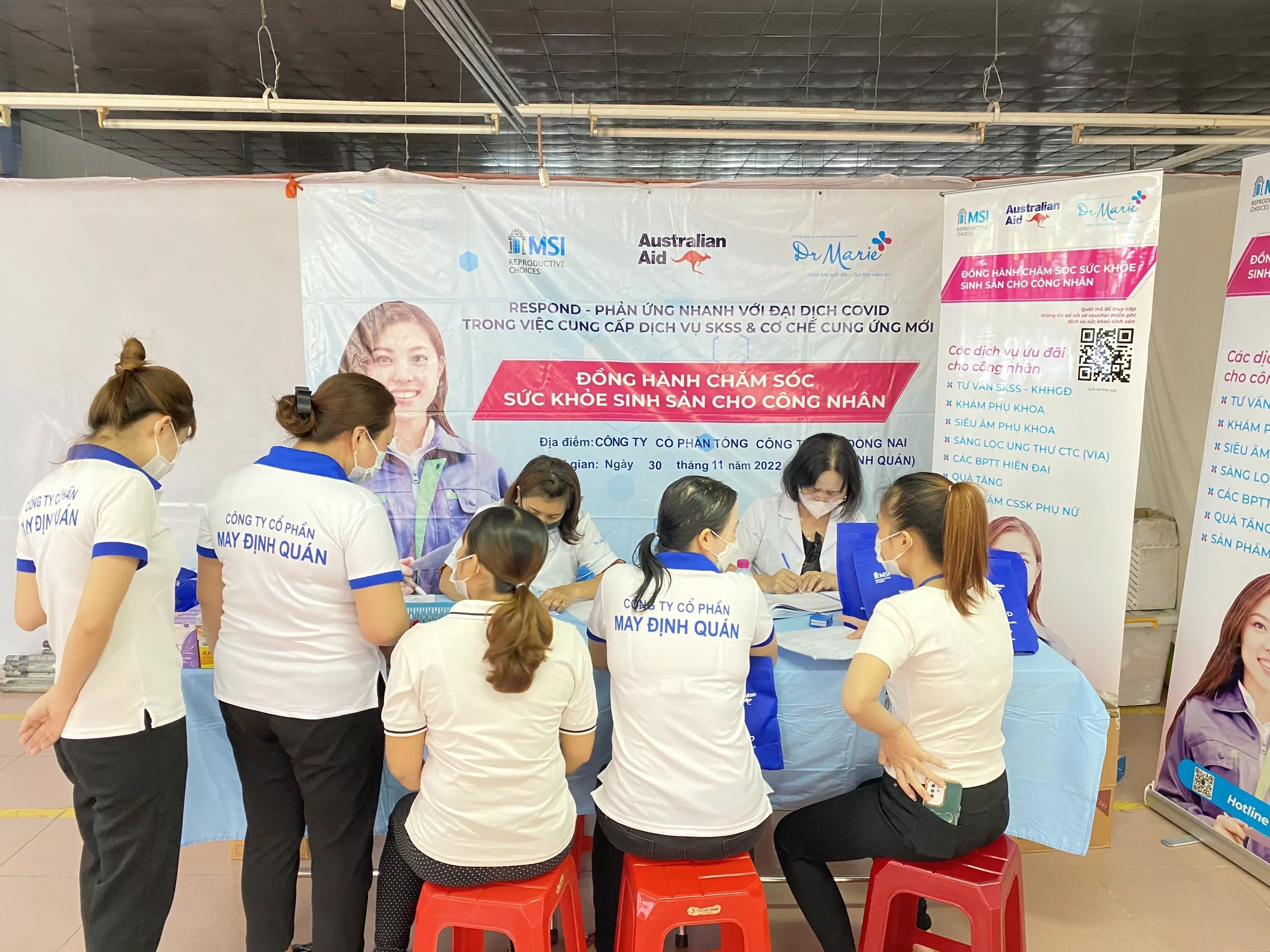 15,000 female factory workers in Vietnam receive support to access sexual and reproductive health information and services